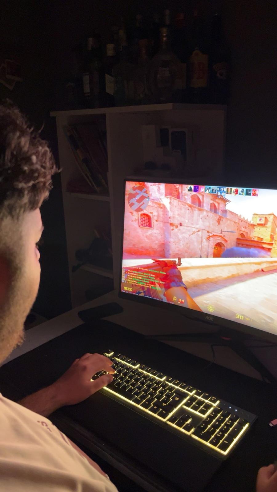 Aynı evde kaldığımız ilk geceden fotoğraf